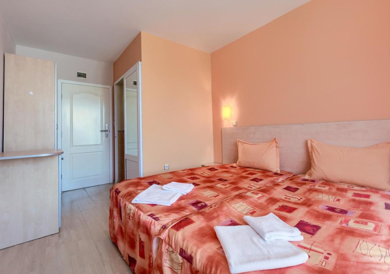 Hotel Fantastiko Ravda Равда Екстериор снимка