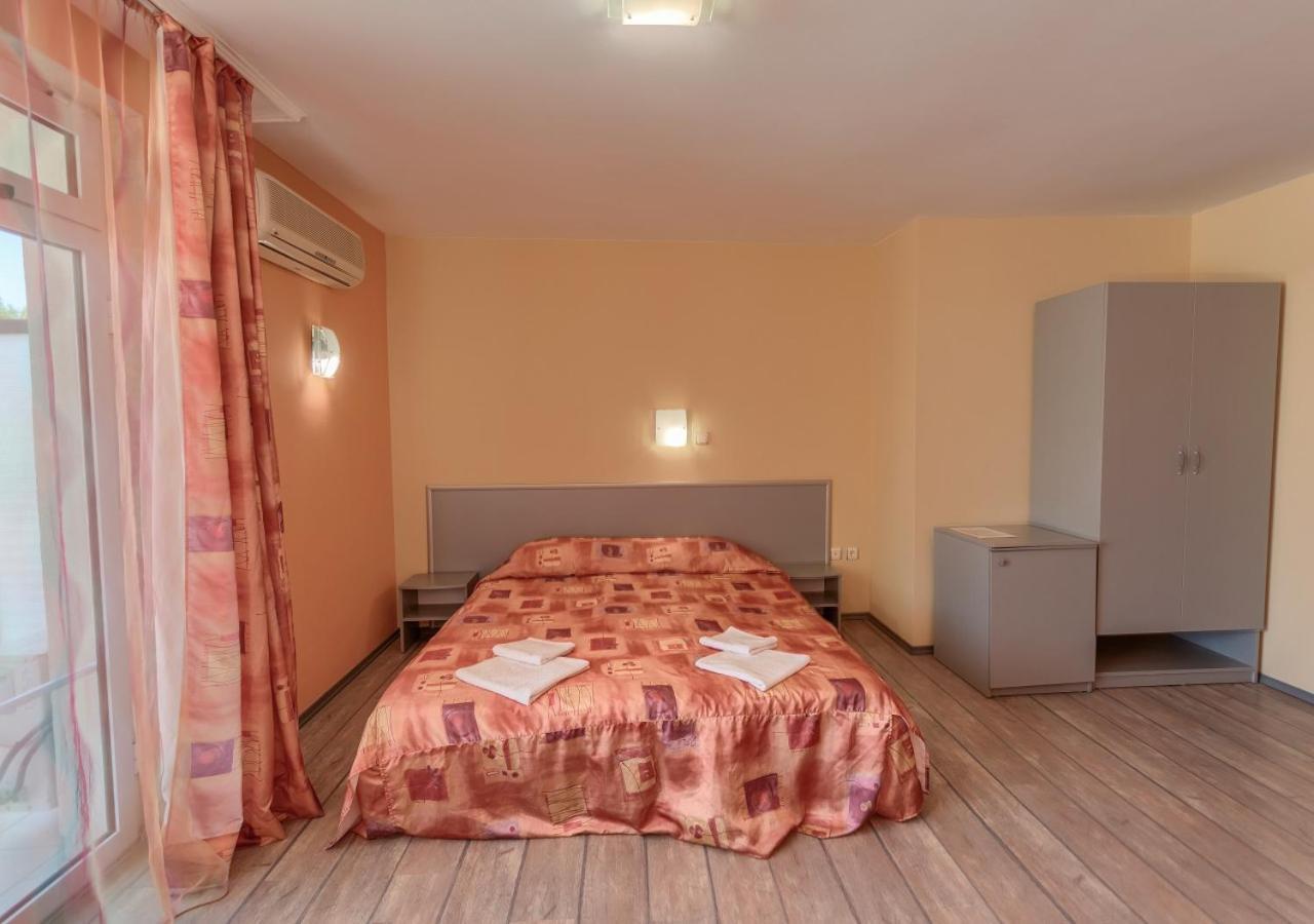 Hotel Fantastiko Ravda Равда Екстериор снимка