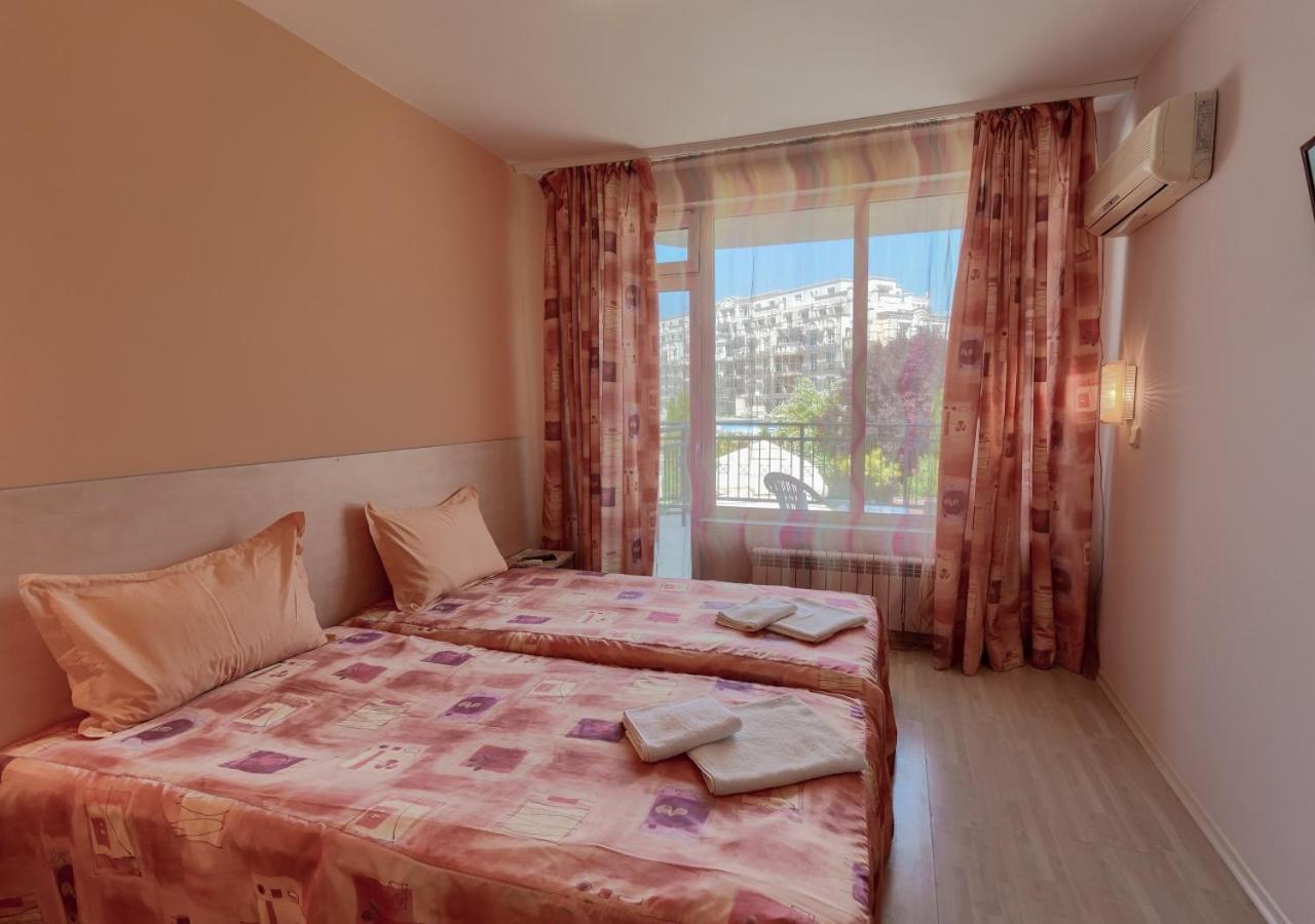 Hotel Fantastiko Ravda Равда Екстериор снимка